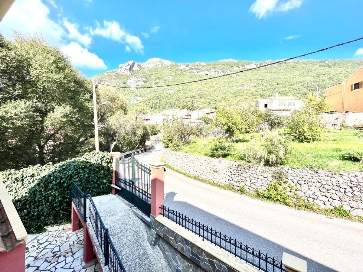 Gkk House Private Swimming Pool Luxury House Skriperon Exterior foto
